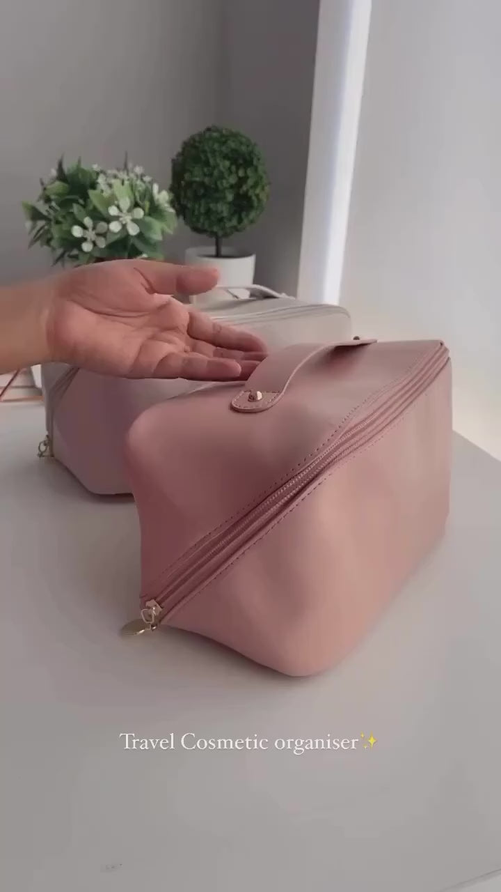 Leather cosmetics bag