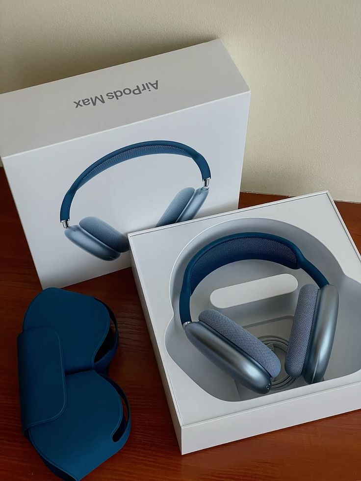 Airpods Max -  Wireless Bluetooth Headphones