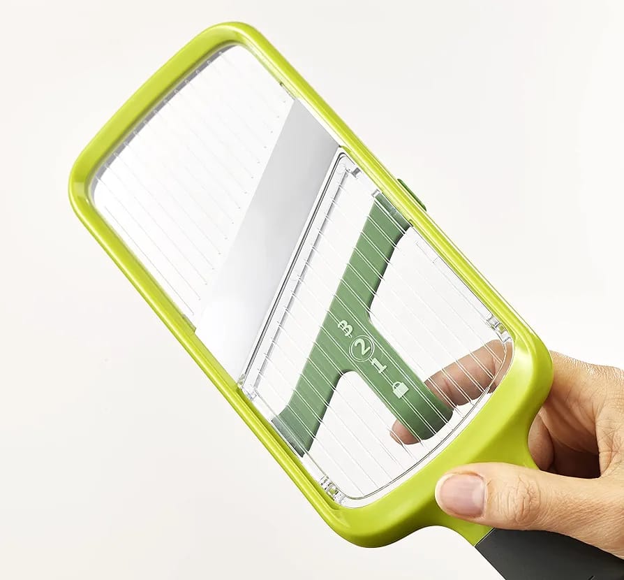 Multi grip adjustable cutter