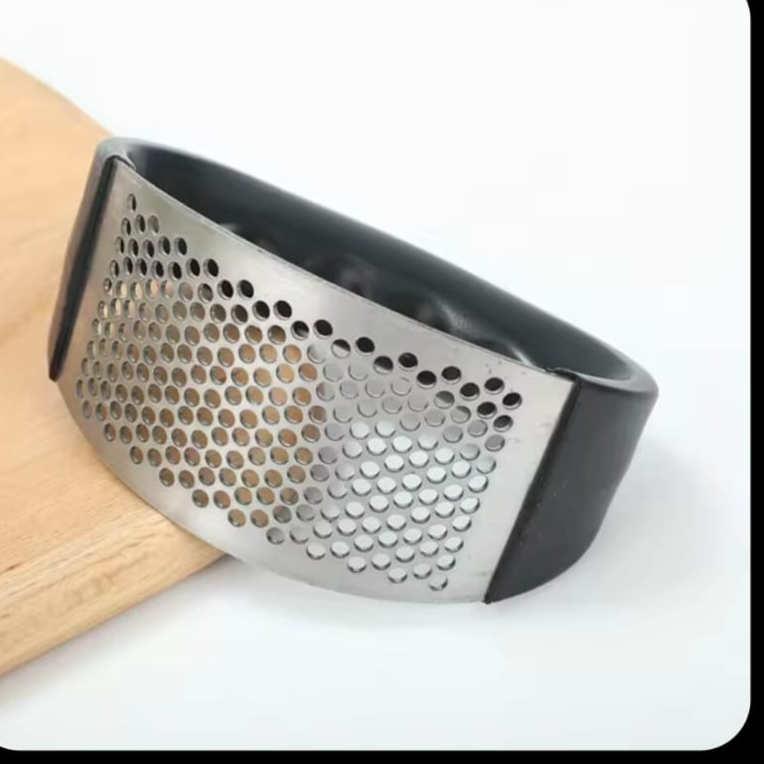 Garlic crusher